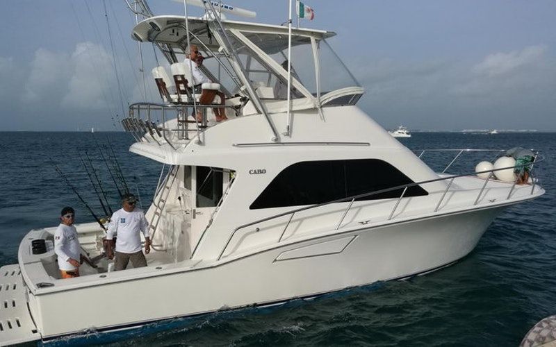 Rent a Cabo 40 on Boatsetter